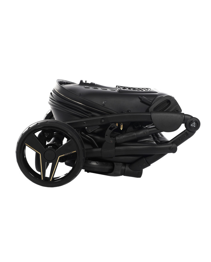 Junama  S-CLASS 07